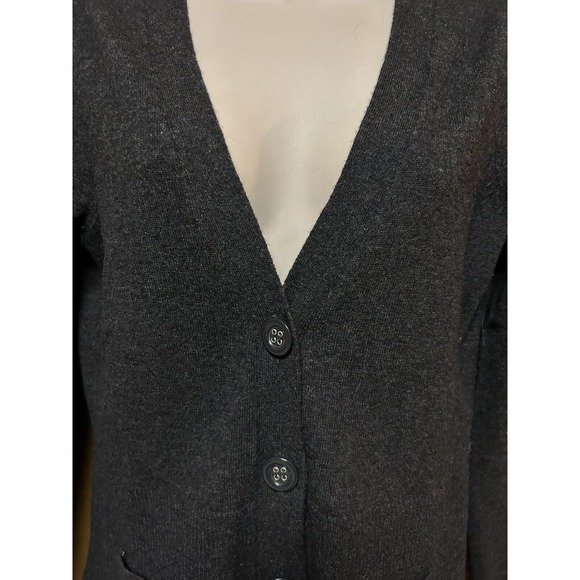 Fenn Wright Manson size M women's 100% Merino Wool Cardigan Sweater GRAY Y22 - Picture 2 of 7